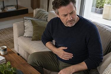 Arsuri la stomac, greață și balonare: poate fi H. pylori?